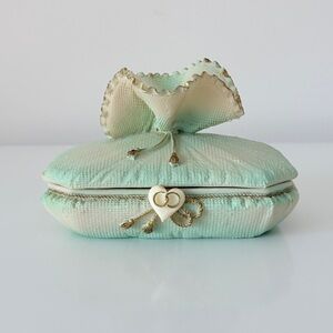 Vintage Italian Resin Trinket Dish Jewelry Box MCM Sea Foam Green Mint Ruffle